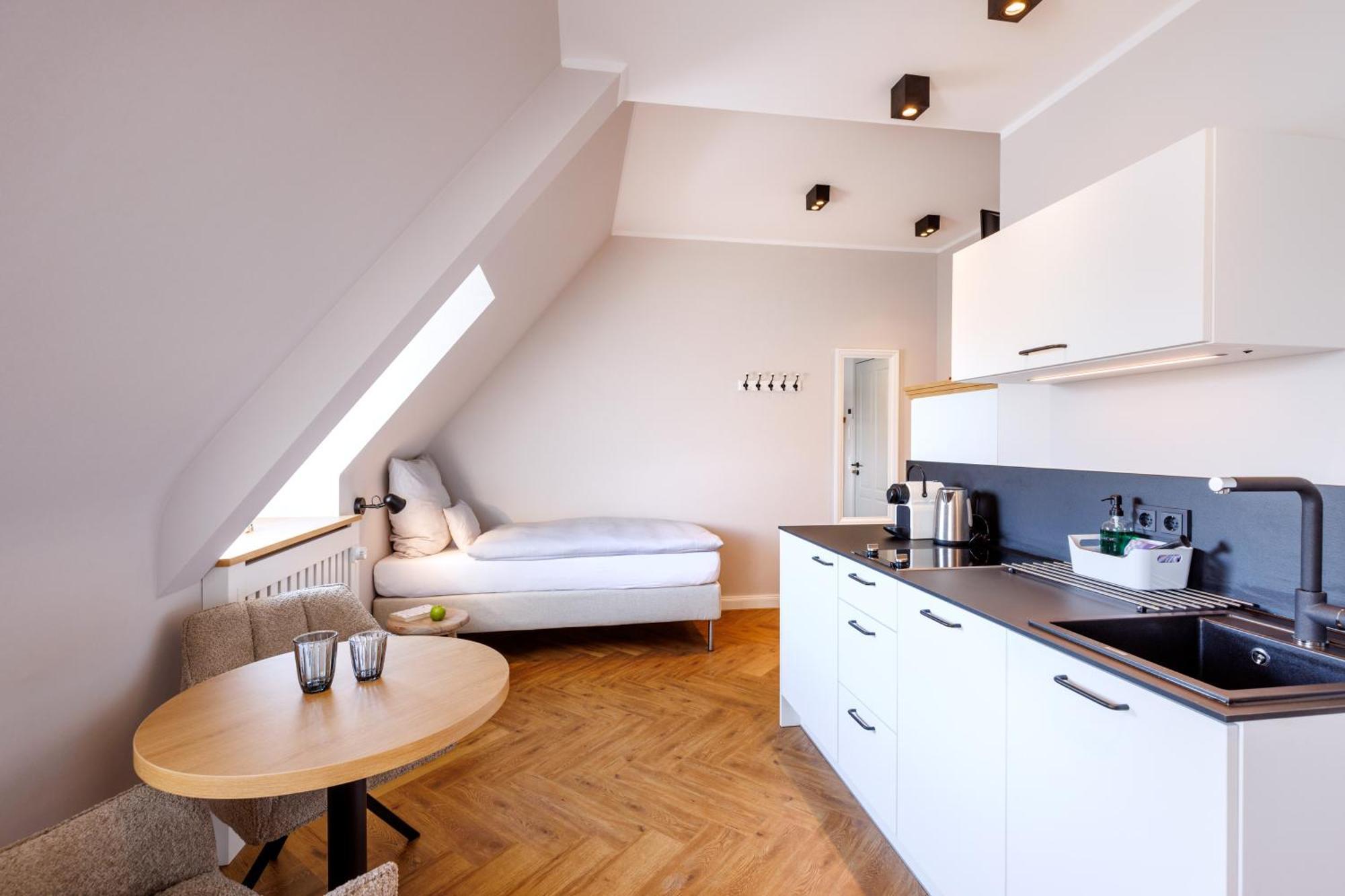 Logierhaus Rheintoreins 레스 외부 사진