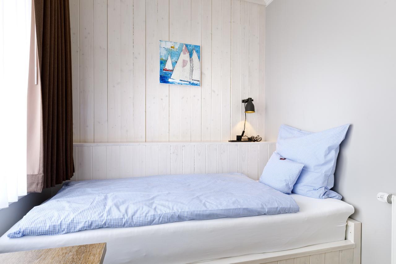 Logierhaus Rheintoreins 레스 외부 사진